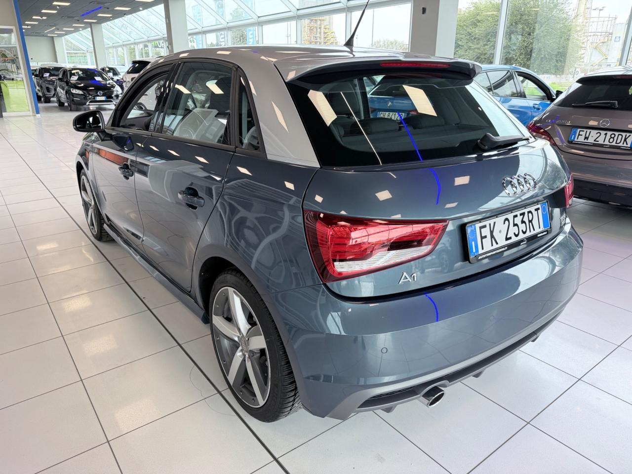 Audi A1 SPB 1.0 TFSI ultra S tronic Admired