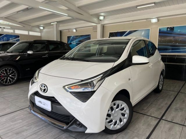 TOYOTA Aygo Connect 1.0 VVT-i 72 CV 5 porte x-cool