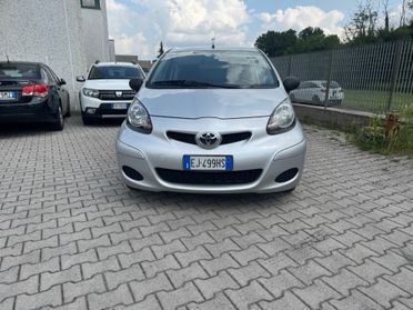 Toyota Aygo 1.0 12V VVT-i 5 porte Deep Ocean Connect