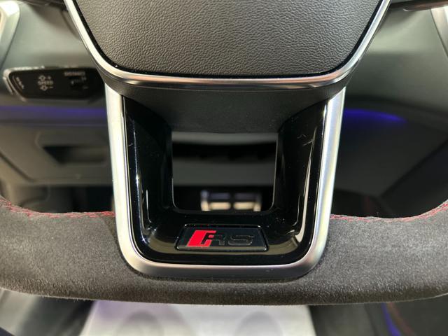 AUDI RS6 Avant 4.0 TFSI V8 quattro tiptronic