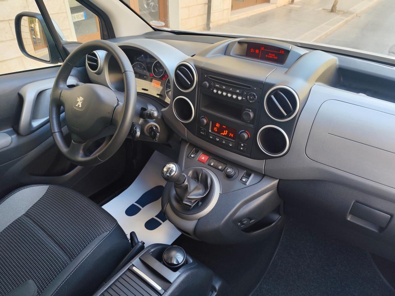 Peugeot Partner Tepee 1.6 BlueHDi 100CV Outdoor