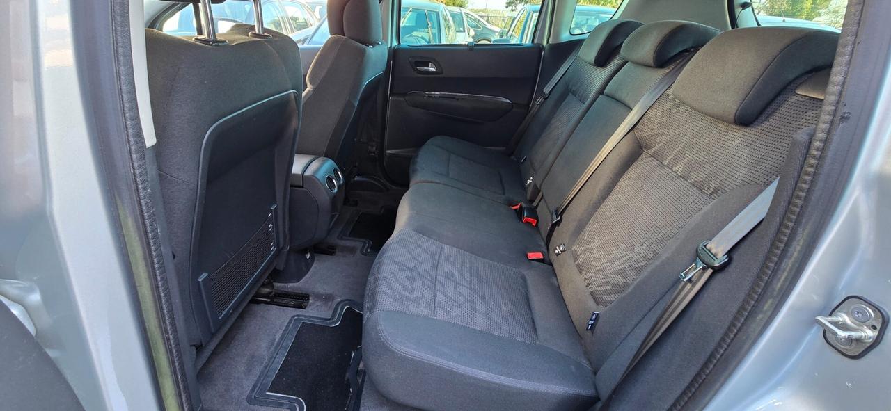 Peugeot 3008 1.6 e-HDi 112CV cambio robotizzato Stop&Start Access