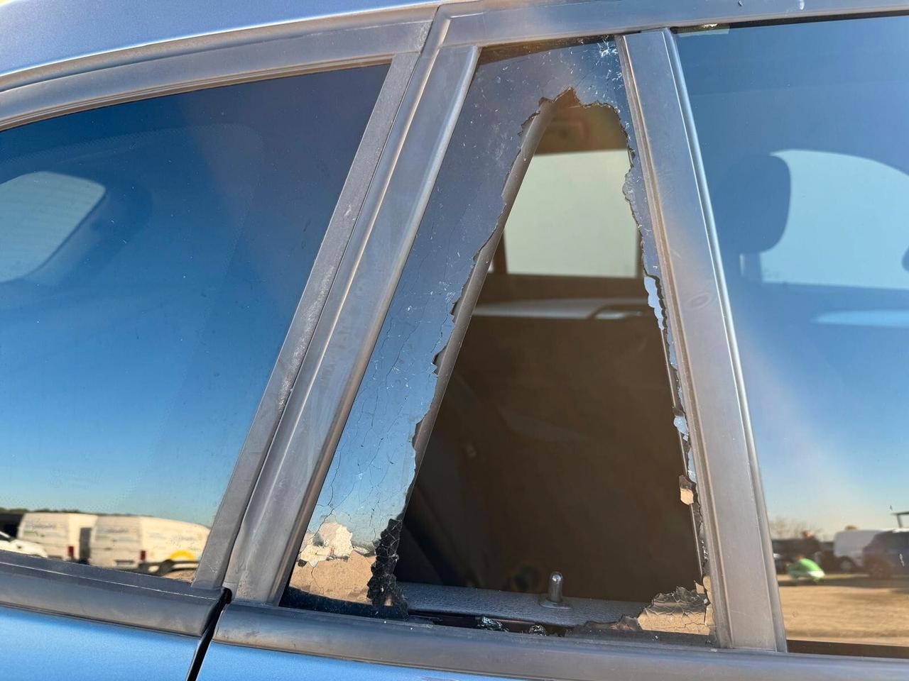 BMW X1 xdrive25e auto FURTO PARZIALE