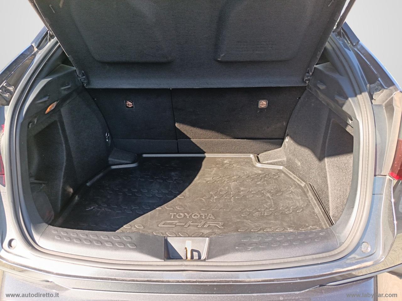 TOYOTA C-HR 1.8 Hybrid E-CVT Business
