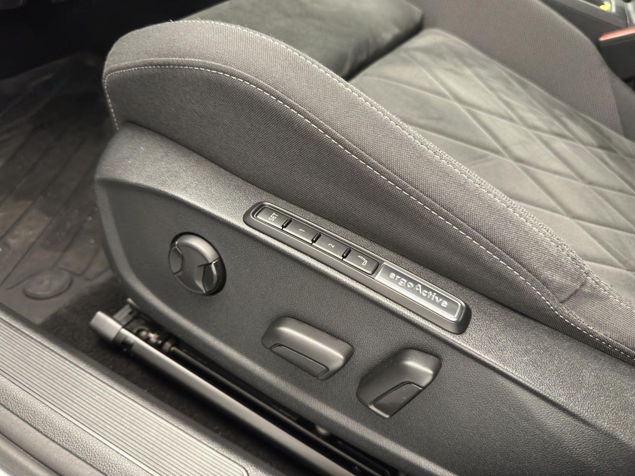 Volkswagen Golf 1.5 etsi evo Style 130cv dsg