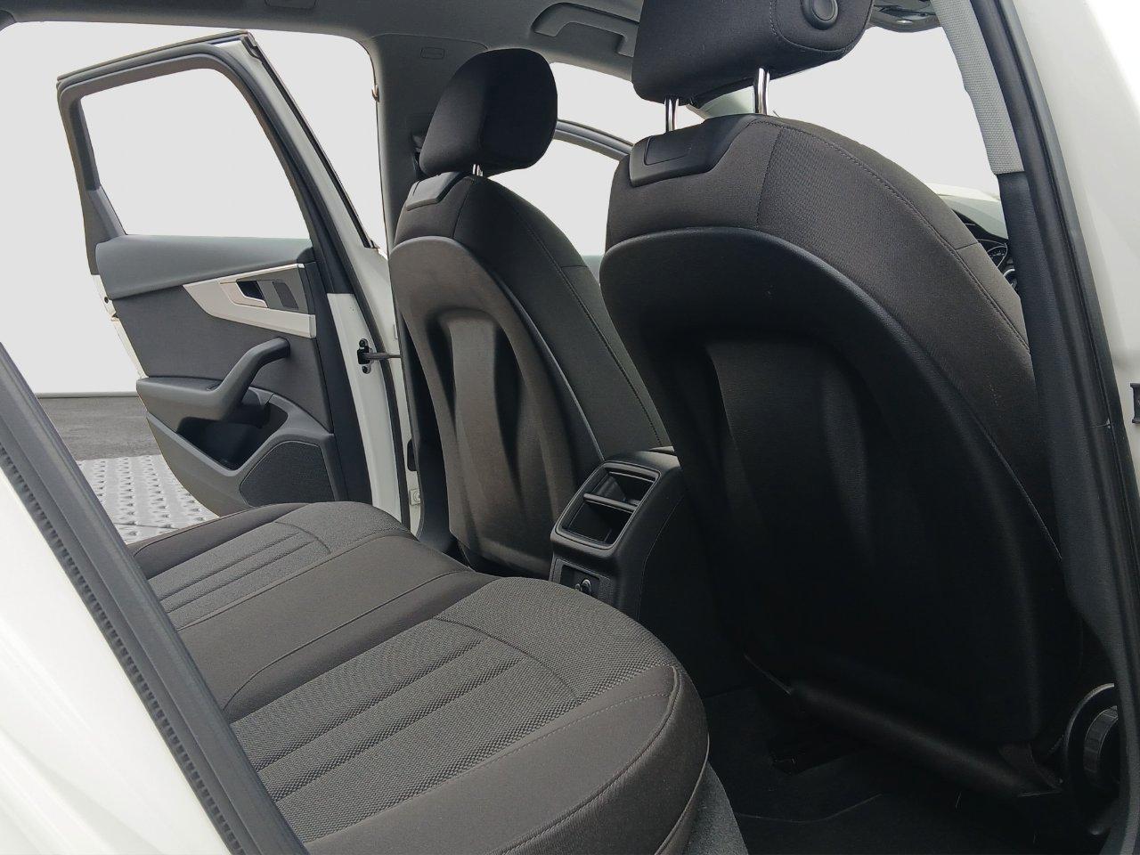 Audi A4 Avant 35 2.0 tdi mhev Business 163cv s-tronic