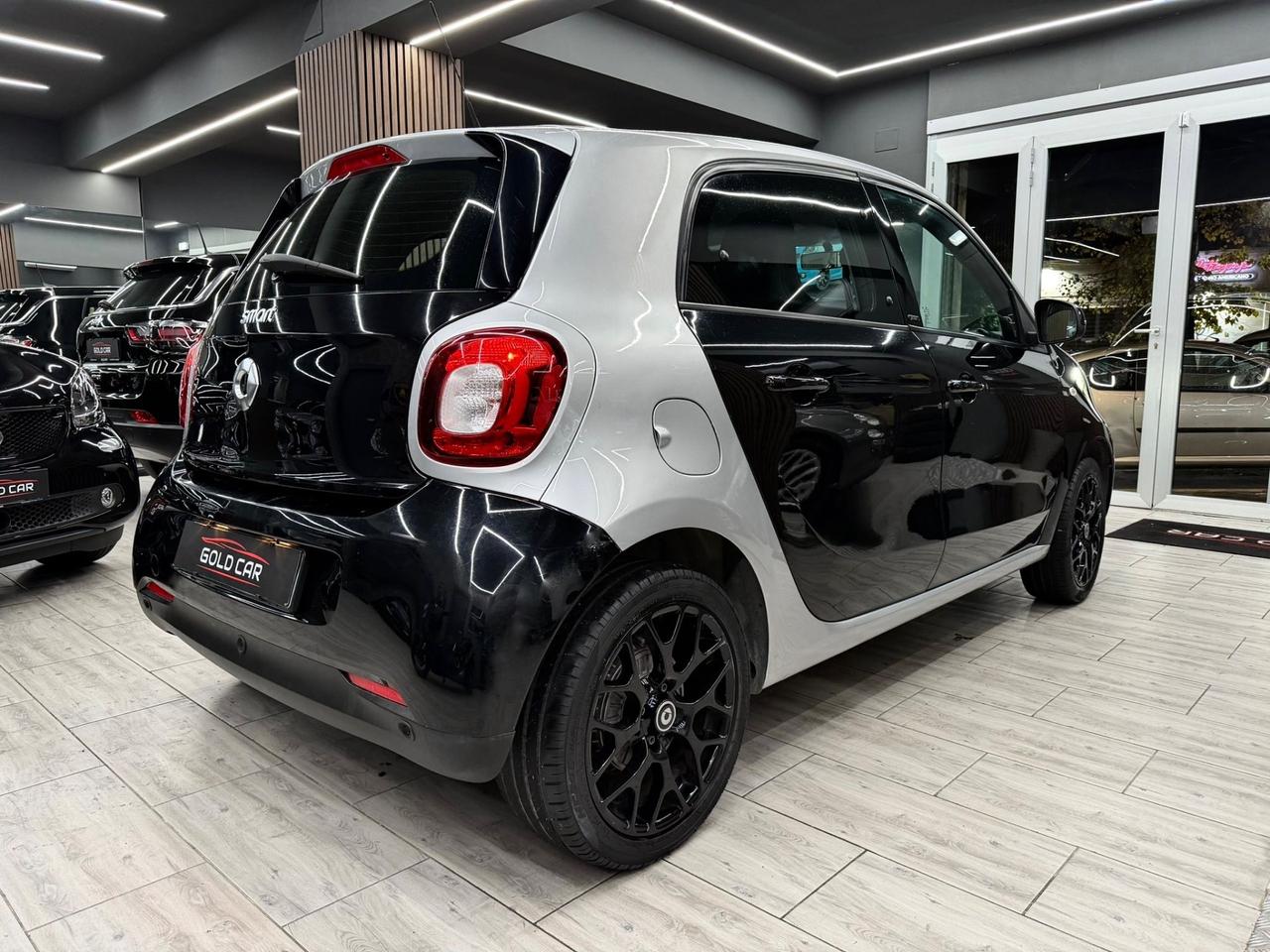 Smart ForFour 70 1.0 twinamic Brabus Style Prime Navi