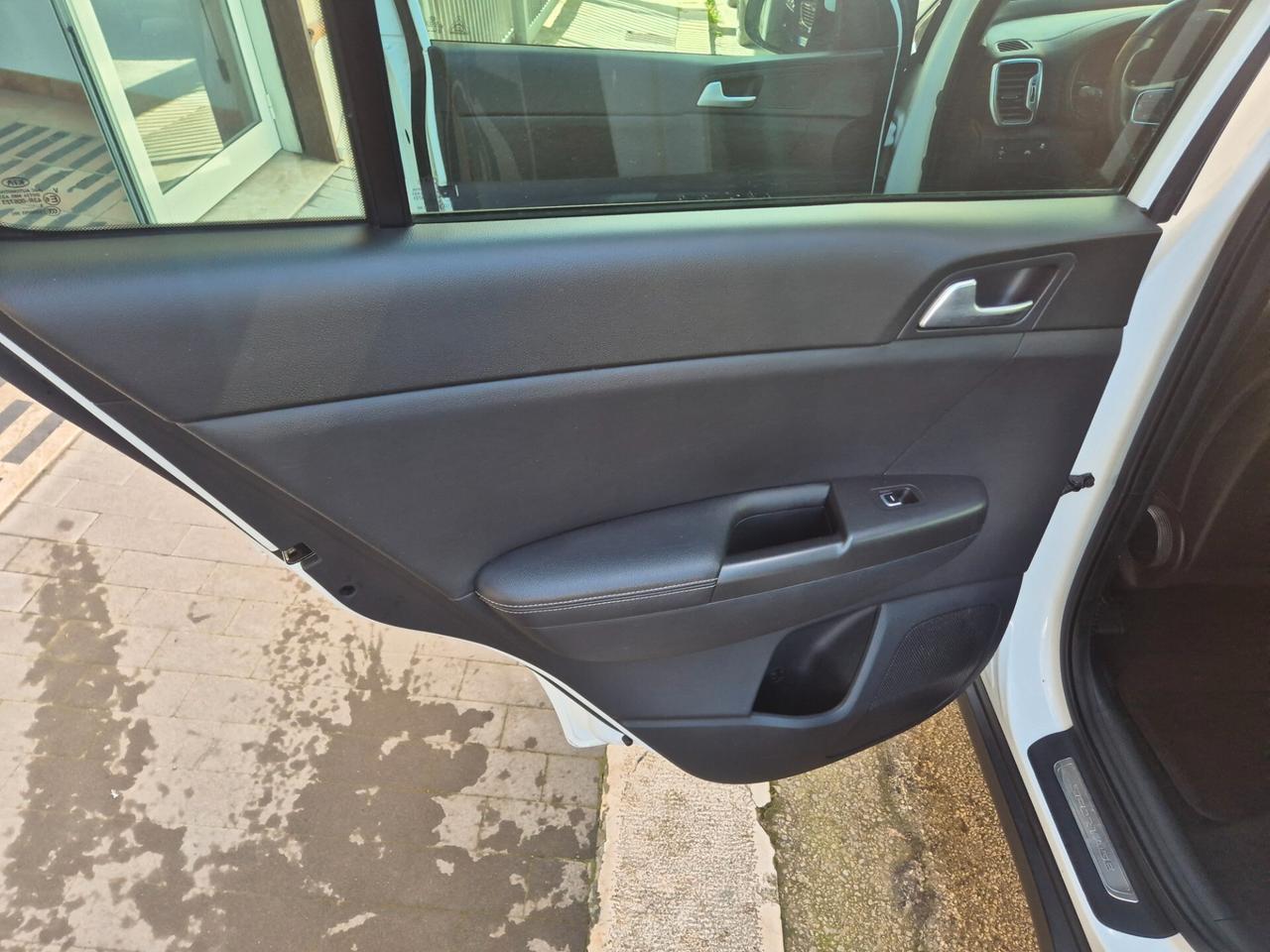 KIA SPORTAGE 1.7 115 CV TETTO APRIBILE XENON KM CERTIF