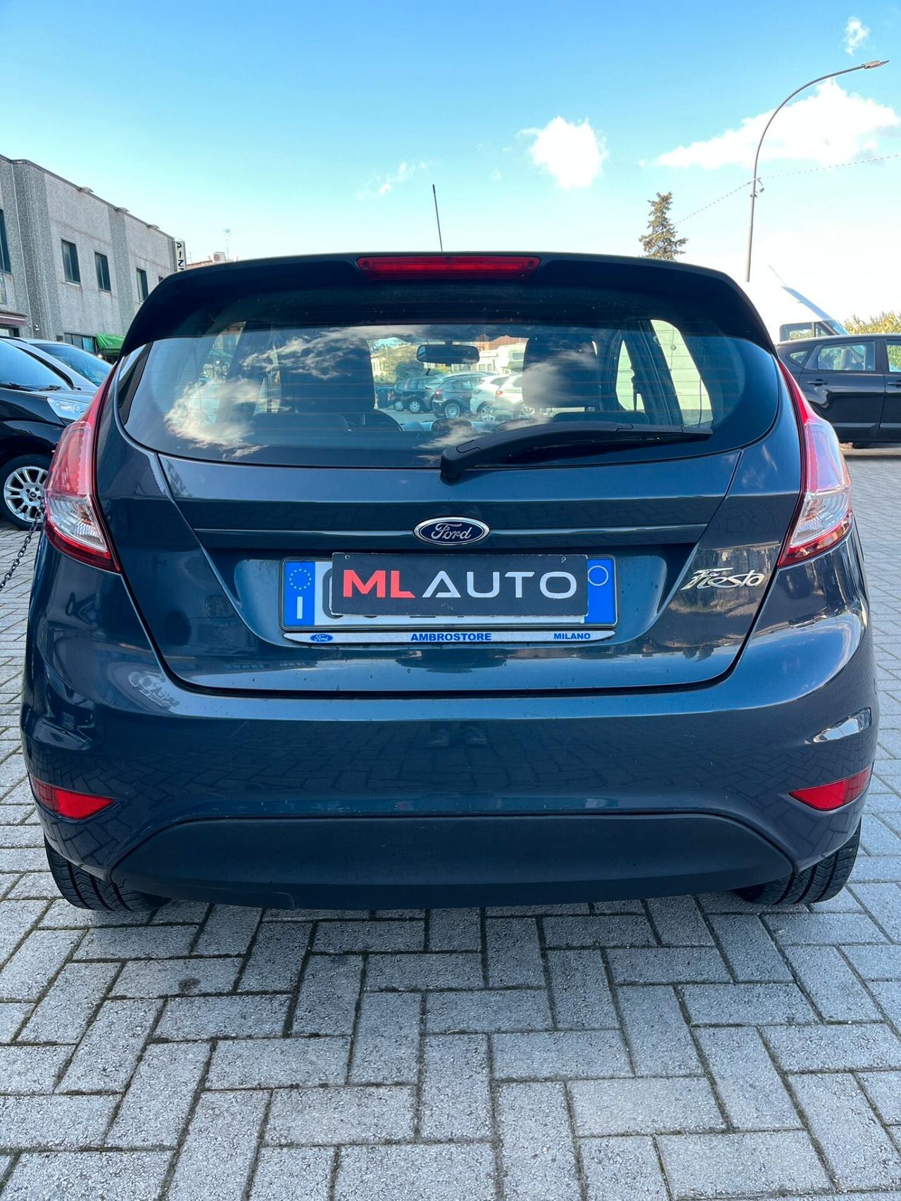 Ford Fiesta 1.4 5 PORTE GPL Titanium