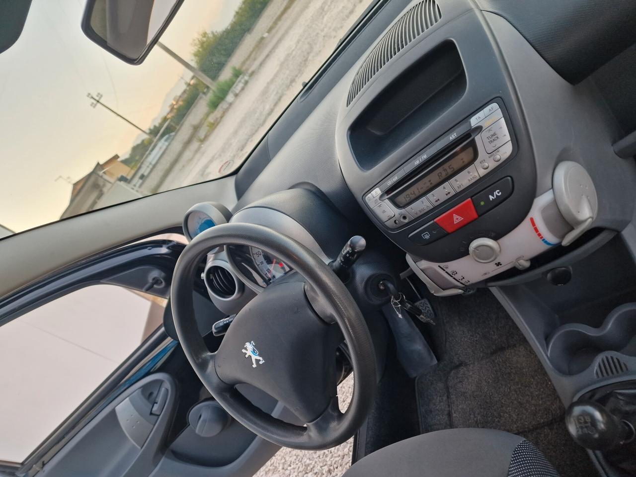 Peugeot 107 1.0 68CV 5p. Sweet Years "ok neopatentati"