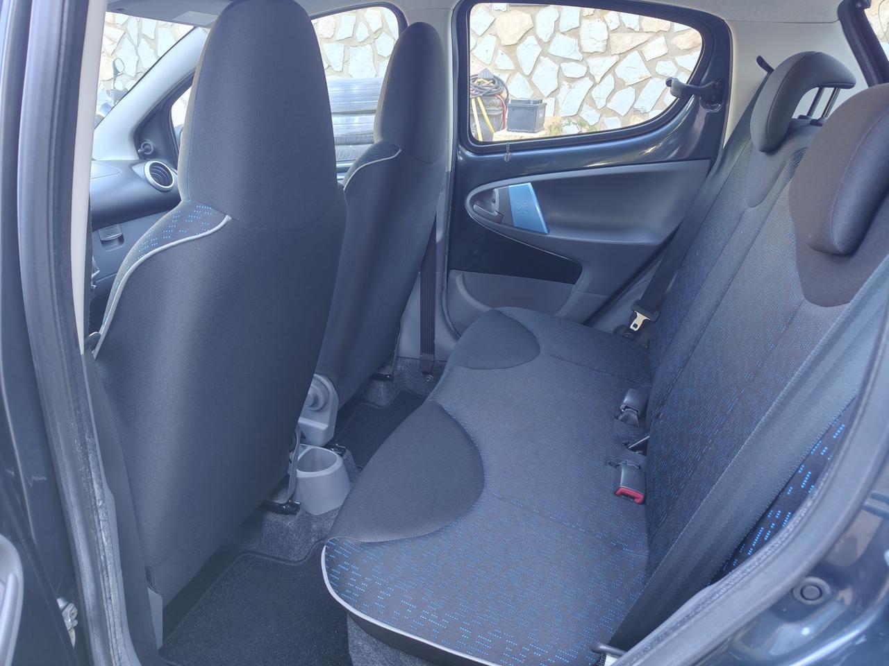 Peugeot 107 1.0 68CV Urban Move UNICO PROPIETARIO