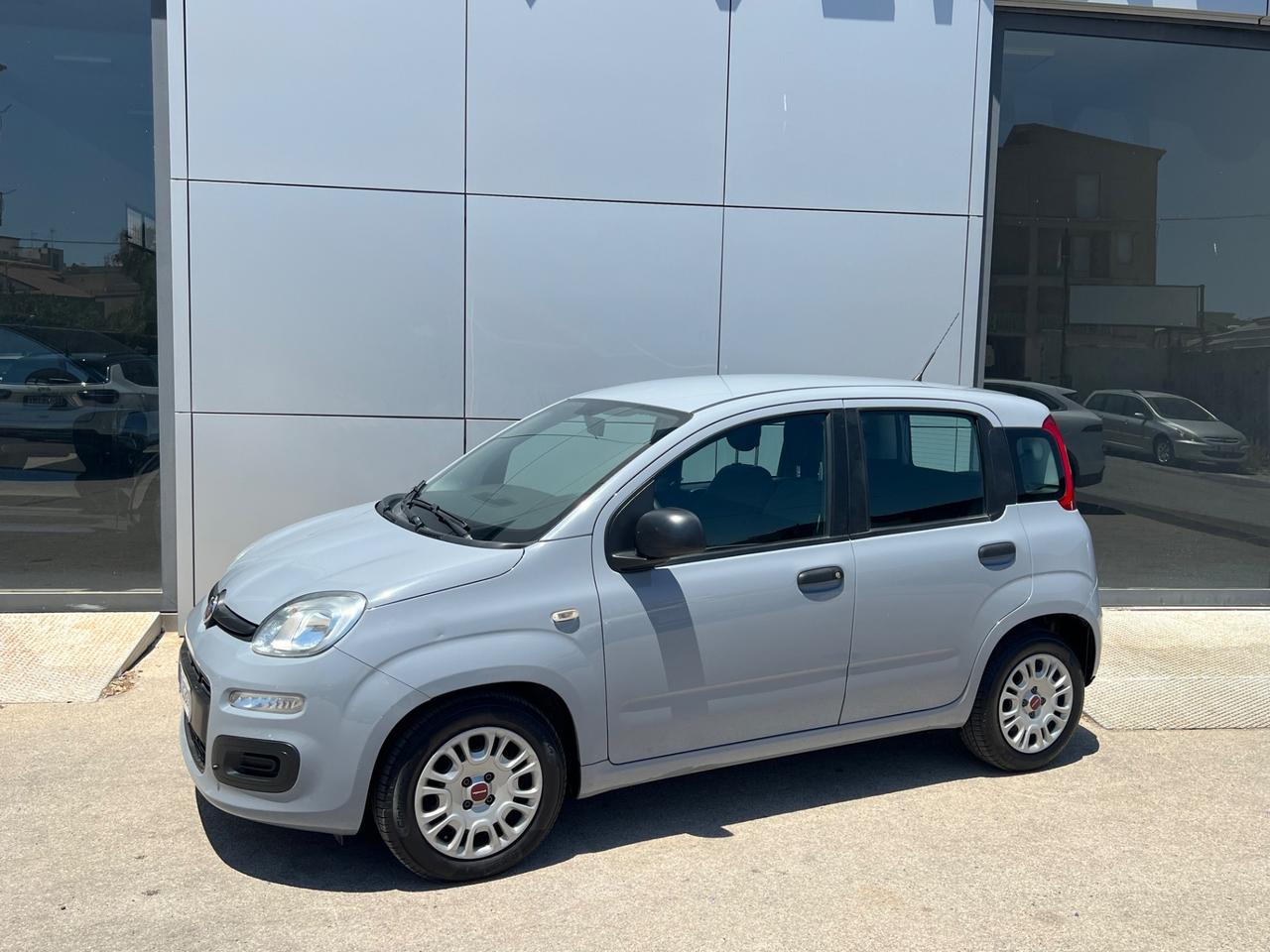 Fiat Panda 1.0 hybrid Anticipo €900 proposta finanziamento