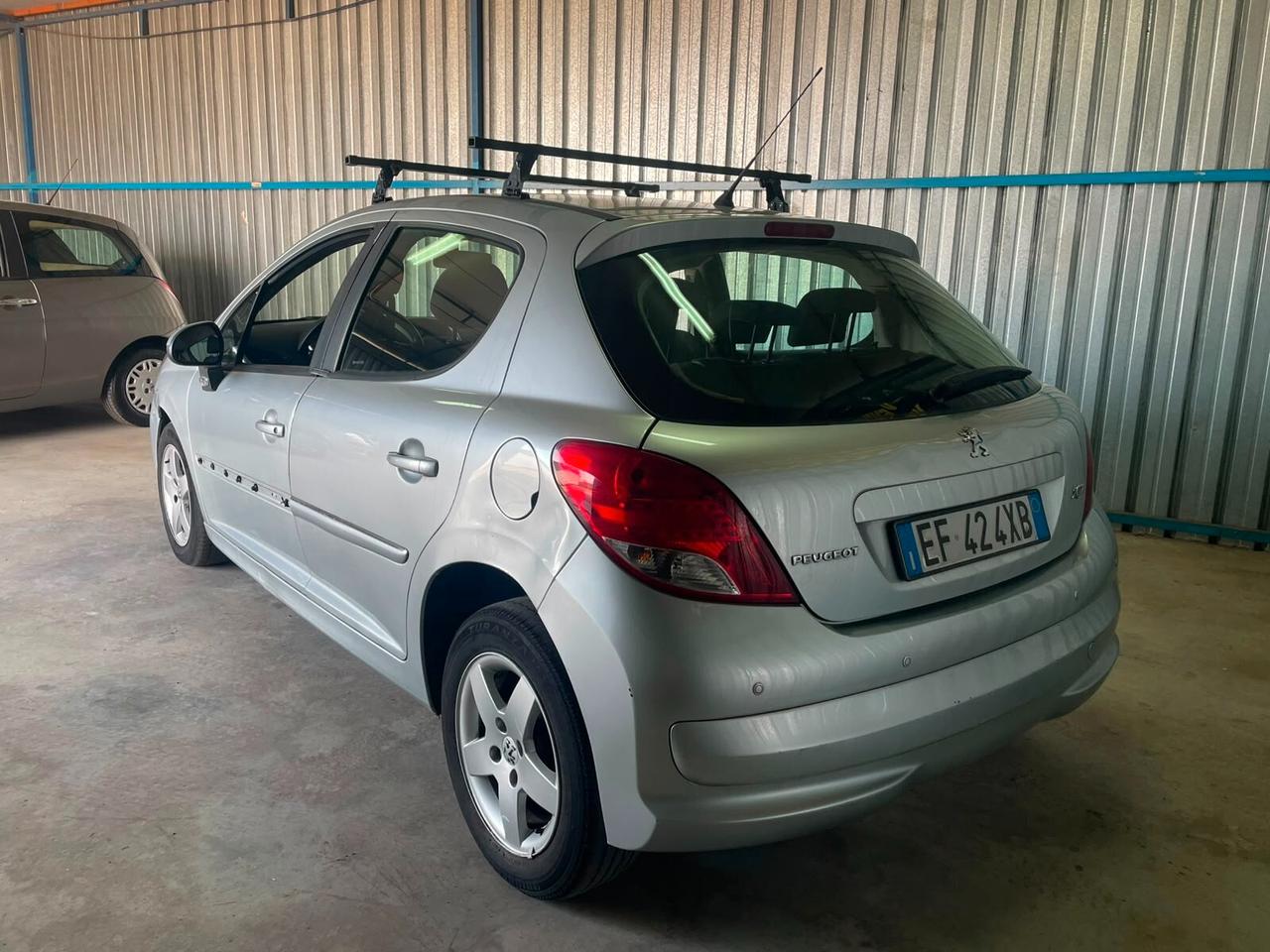 Peugeot 207 118.000 km NEOPATENTATI