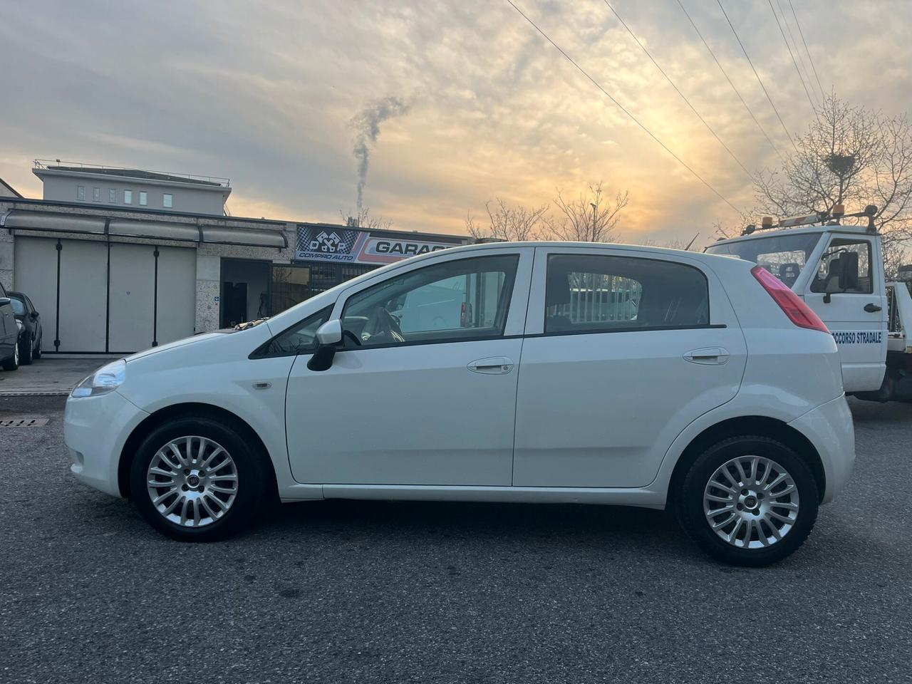 Fiat Grande Punto 1.4 gpl x neopatentati