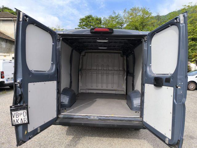 PEUGEOT Boxer 328 2.2 BlueHDi 120 S&S PC-TN Furgone