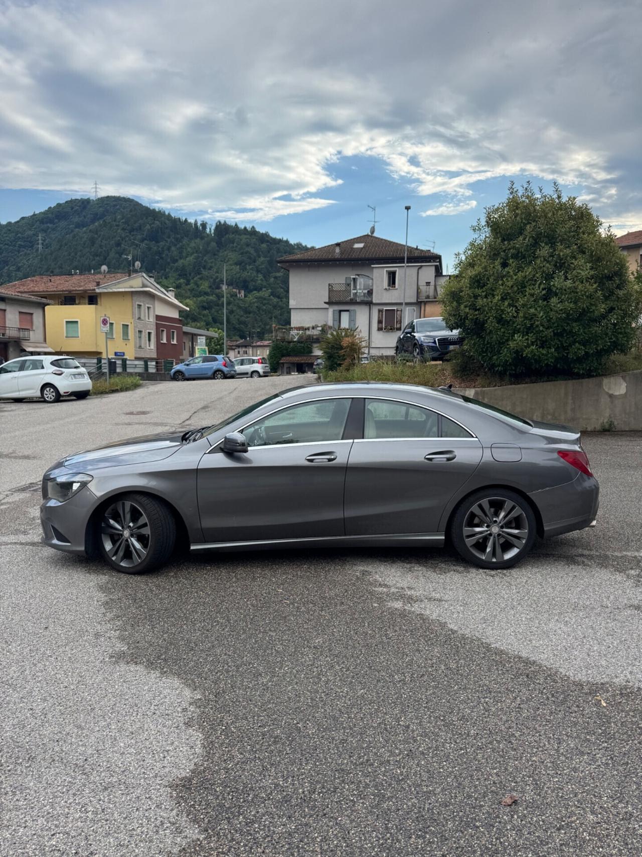 Mercedes-benz CLA 200 CLA 200 CDI Premium