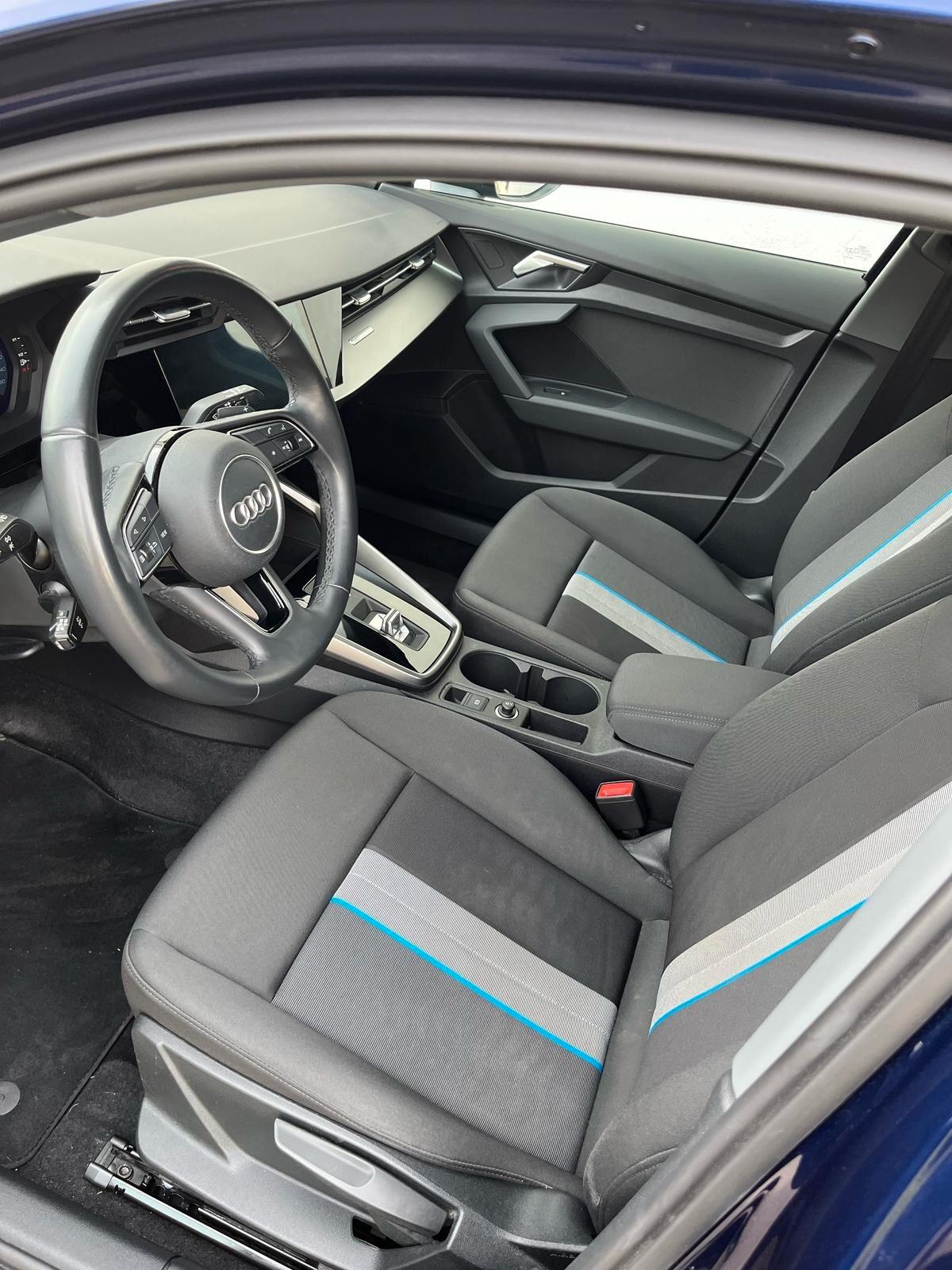 Audi A3 SPB 30 g-tron S tronic Business Advanced