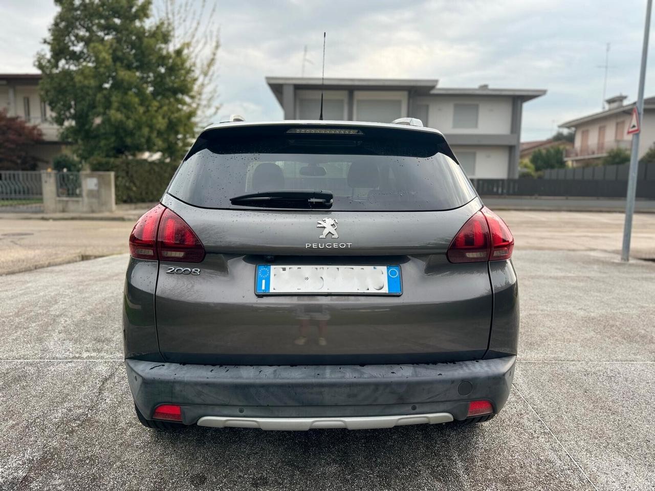 Peugeot 2008 BlueHDi 100 GT Line