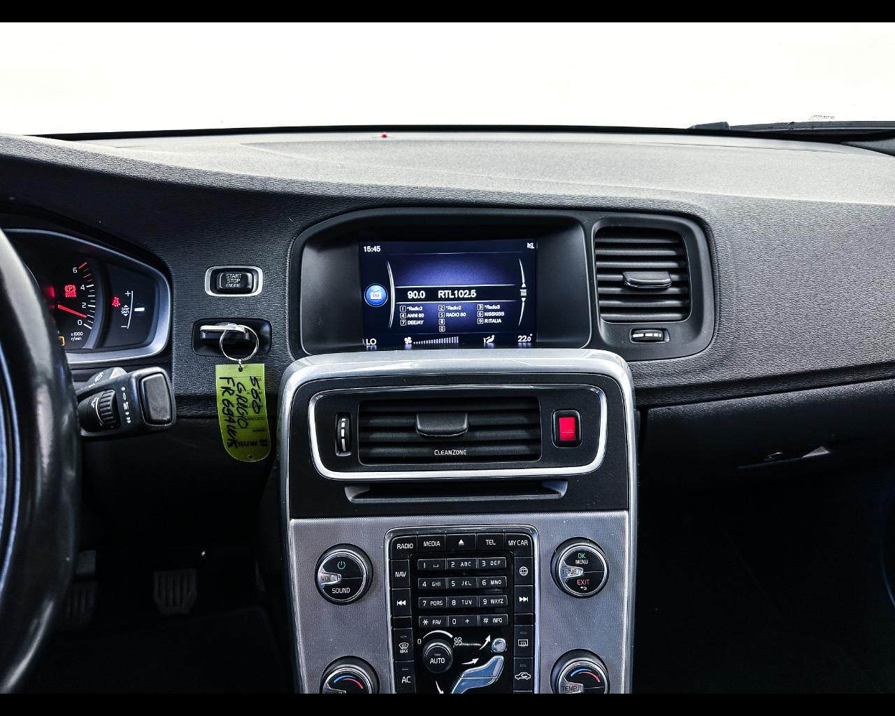 VOLVO S60 (2010-2018) - S60 D2 Kinetic