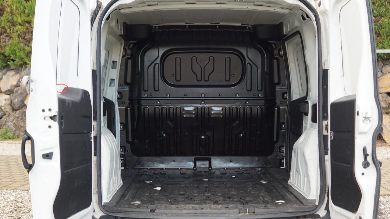 Fiat Doblo Doblò 1.3 MJT PL-TN Cargo Maxi Lamierato SX PTT 750