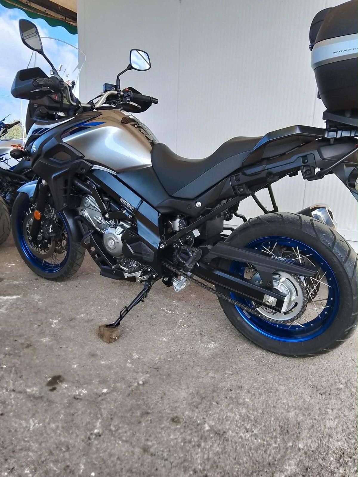 Suzuki V Strom DL 650 ABS SEMI Nuova- 2021
