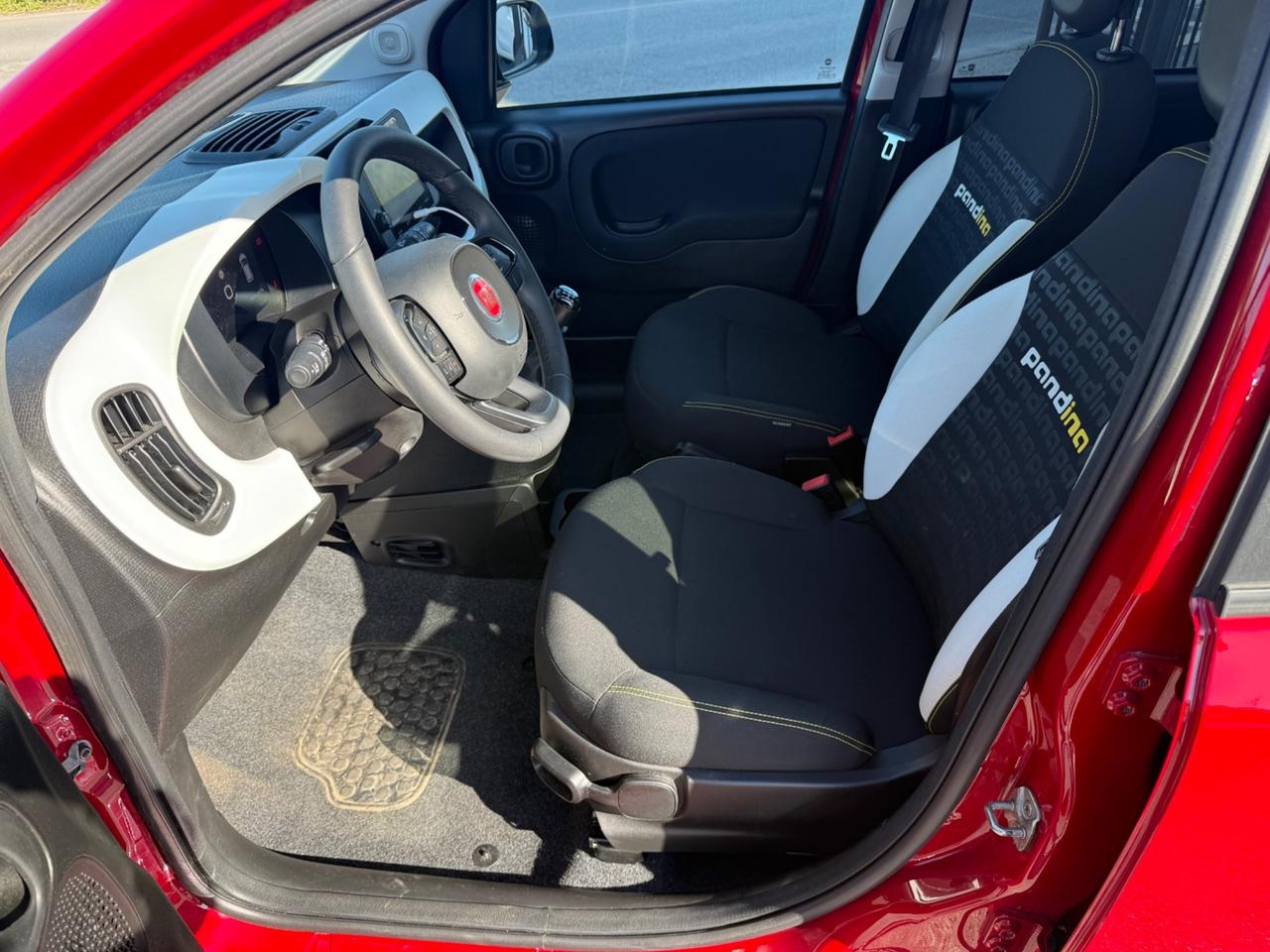 Fiat Panda Pandina Cross 1.0 firefly 70cv hybrid Rossa