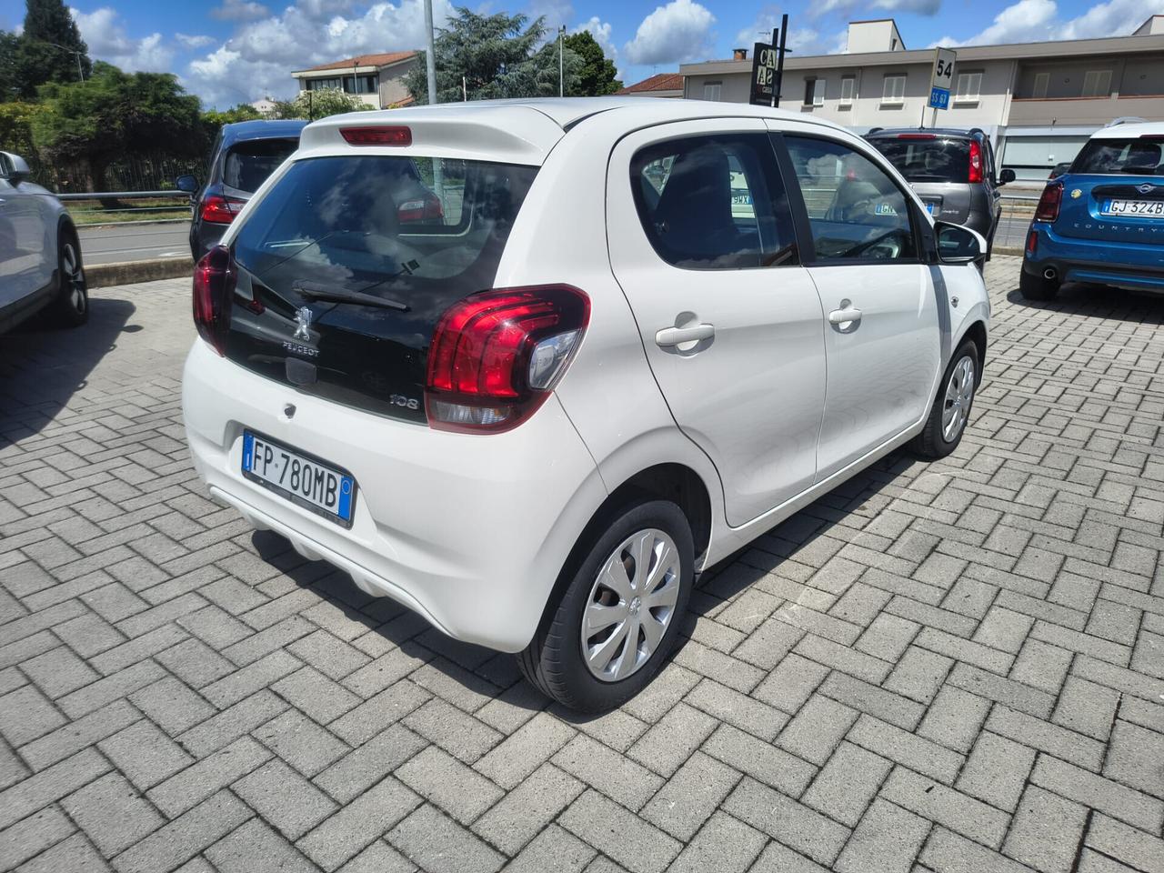 Peugeot 108 1.0 benzina 5porte *GARANZIA 24 MESI*