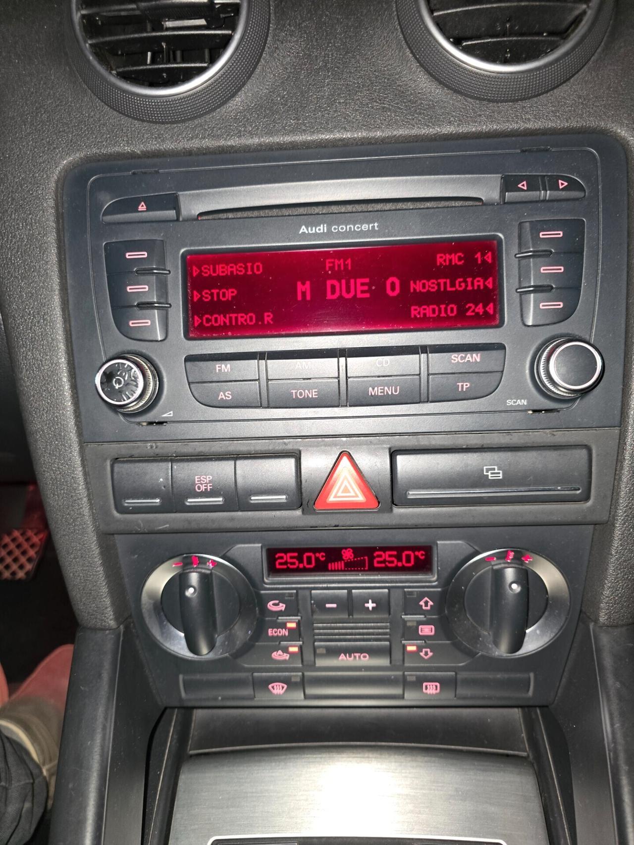 Audi A3 2.0 TDI 140CV S-LINE