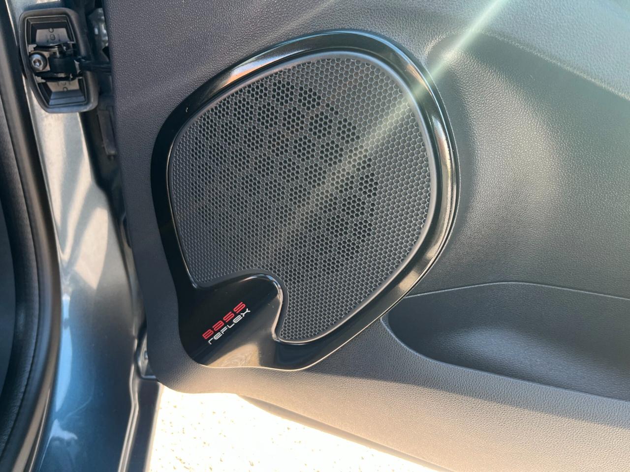 Renault Clio dCi 8V 90 CV 5 porte Moschino Intens