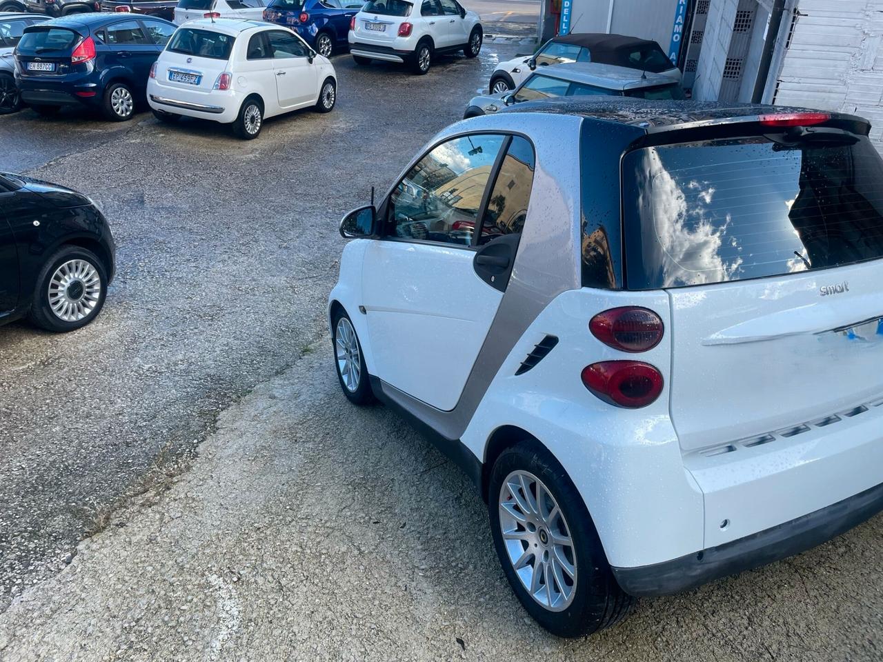 Smart ForTwo 1000 52 kW coupé pure