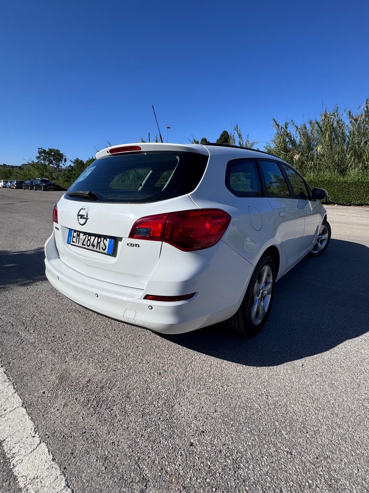 Opel Astra 1.7 cdti 110cv