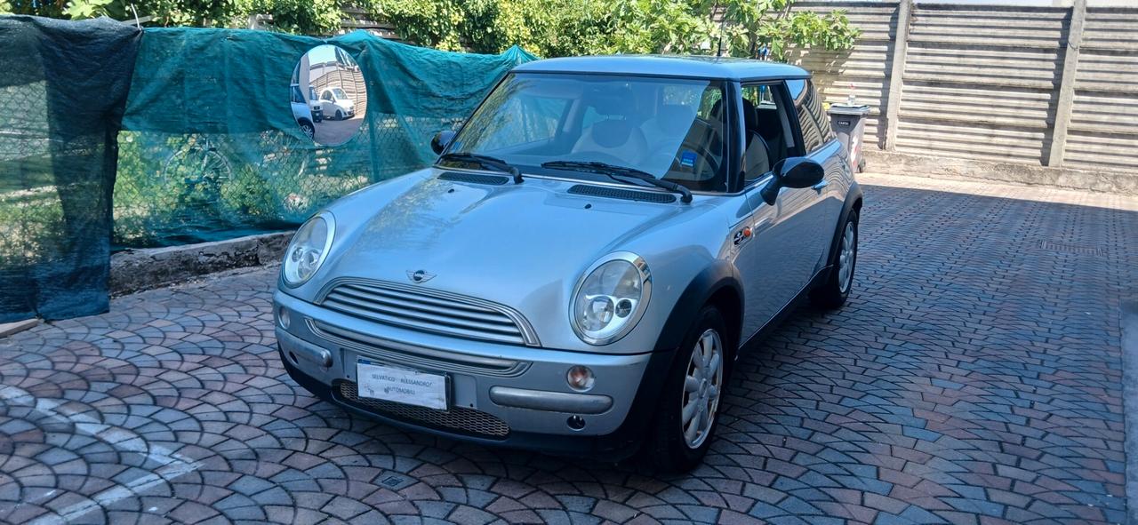 Mini One benzina pochi km neopatentati