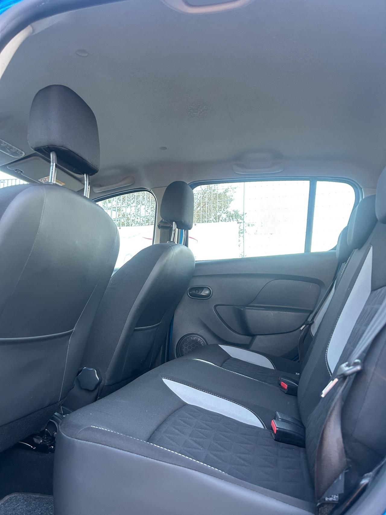 Dacia Sandero Stepway 1.5 90CV-2013/NAVI/SENSORI