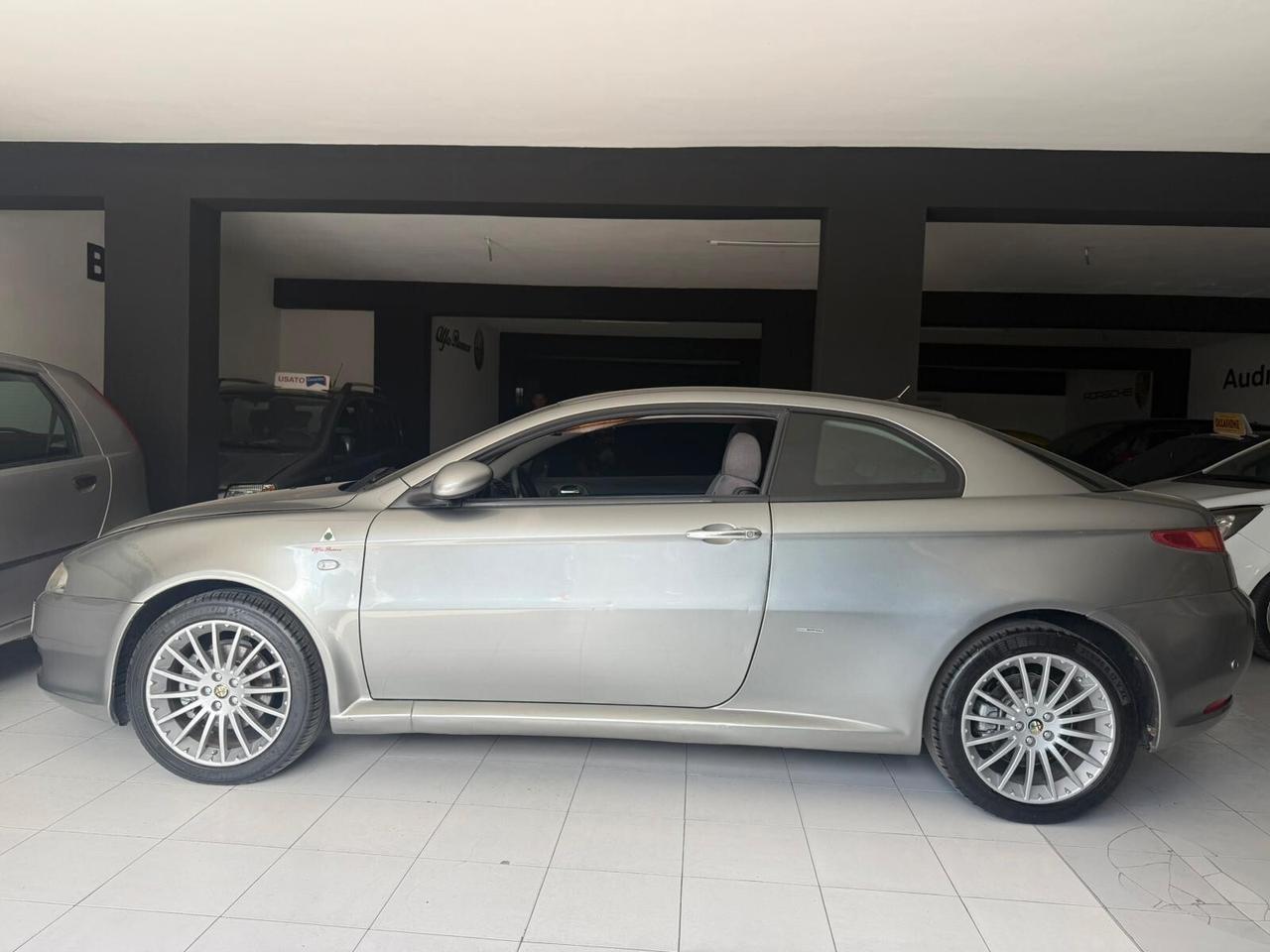 Alfa Romeo GT 1.9 MJT 16V Luxury
