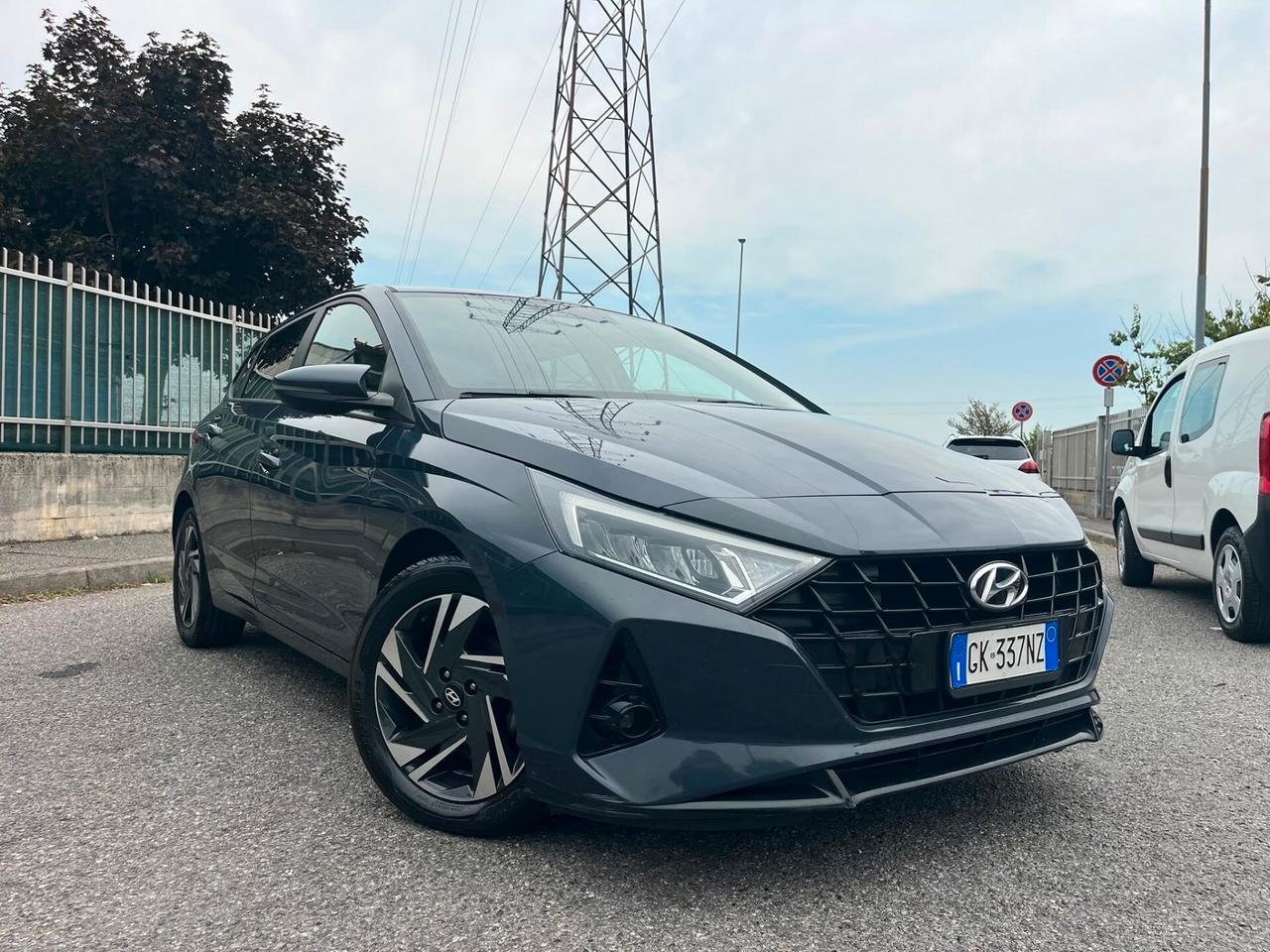 Hyundai i20 1.2 BENZ SOLO 69.000KM