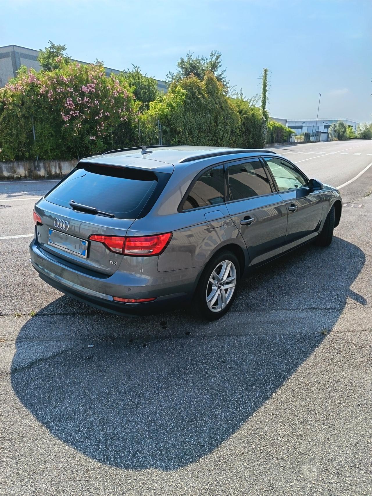 Audi A4 Avant 2.0 TDI 150 CV S tronic Business Sport