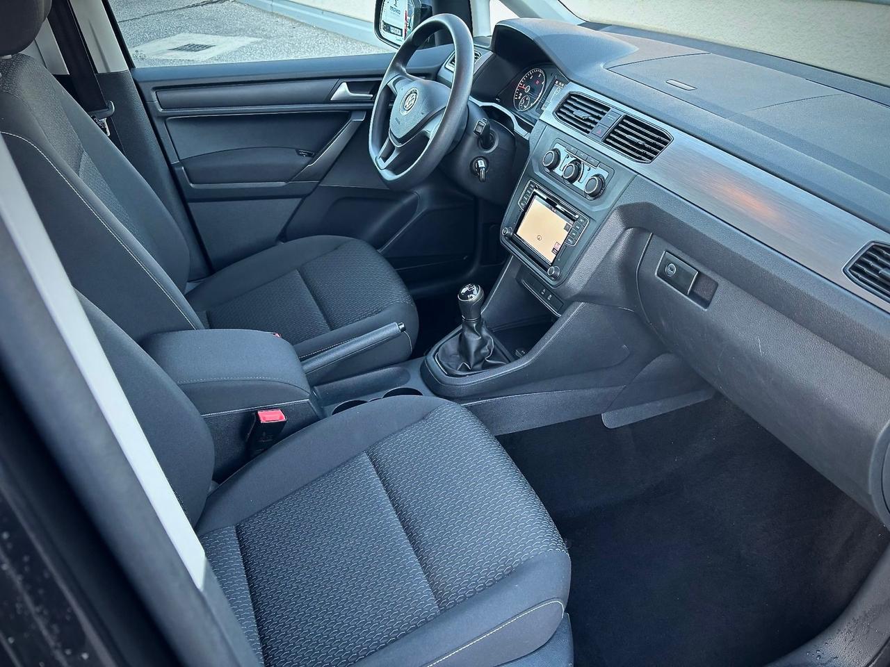 Volkswagen Caddy 2.0 TDI 102 CV Trendline Maxi 7Posti Bluemotion