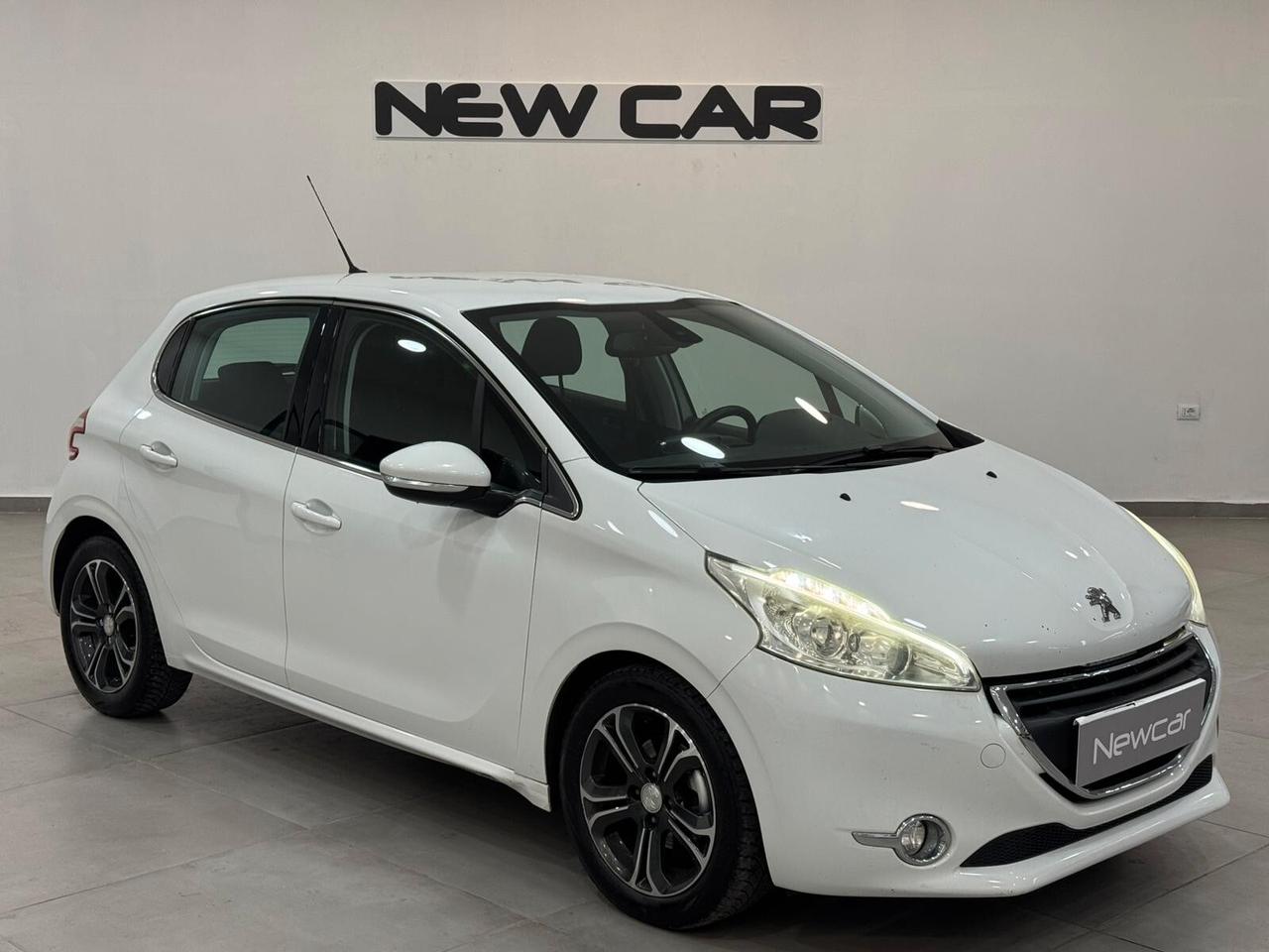 Peugeot 208 1.6 e-HDi 92 CV Stop&Start 5 porte Allure