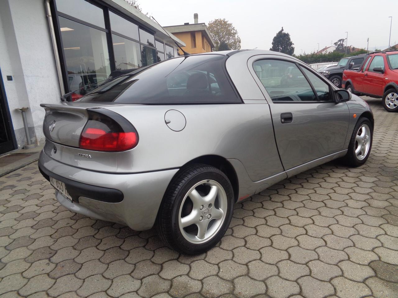 Opel Tigra 1.6i 16V cat