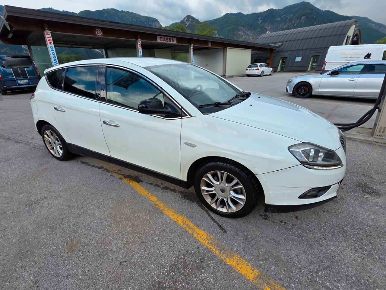 Lancia Delta 1.6 MJT anno 2011 228.000km