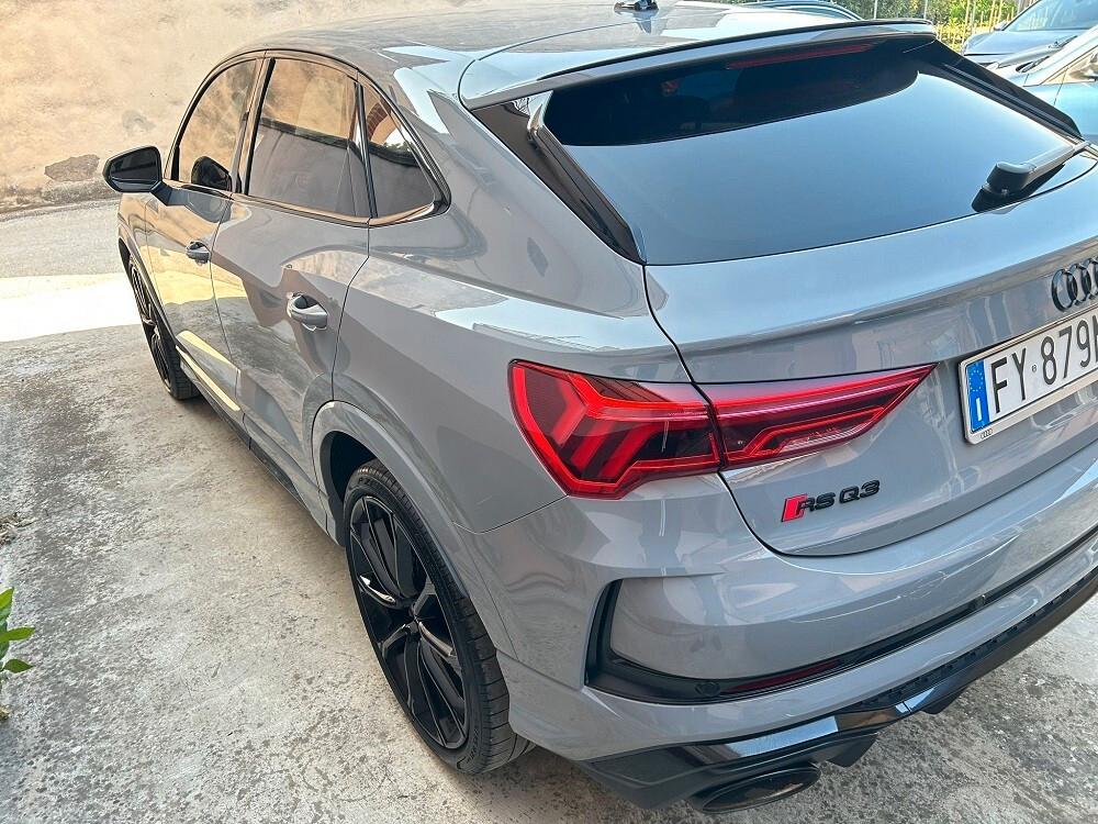 Audi Q3 RS Q3 SPB quattro S tronic