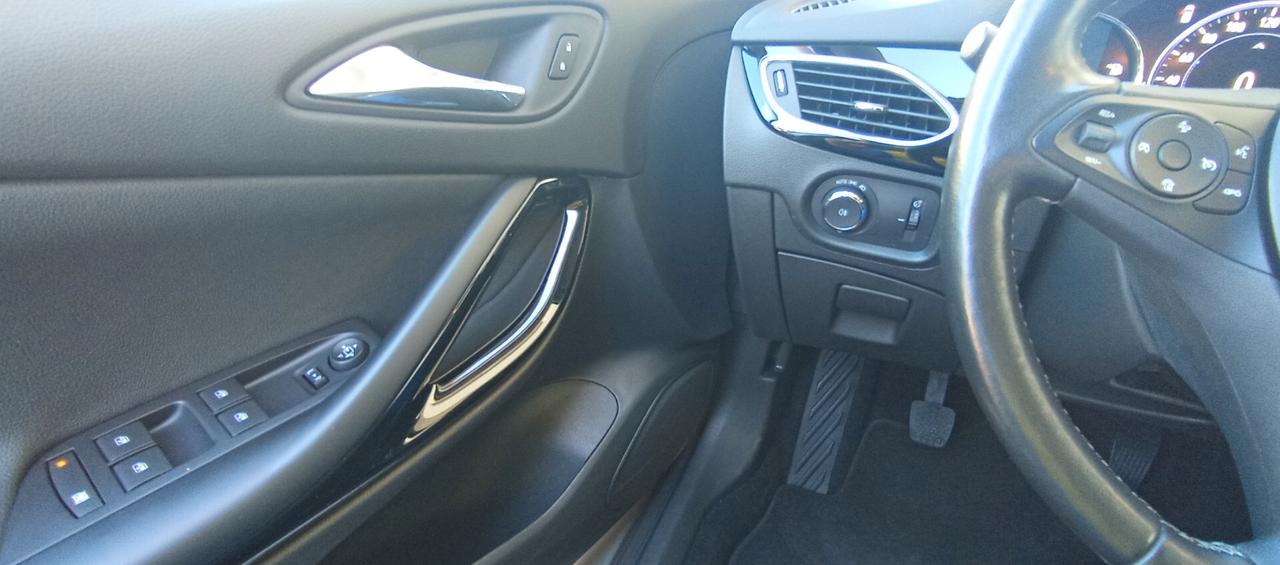 Opel Astra 1.5 Turbo Diesel 122 CV Elegance Sports Tourer-Garanzia