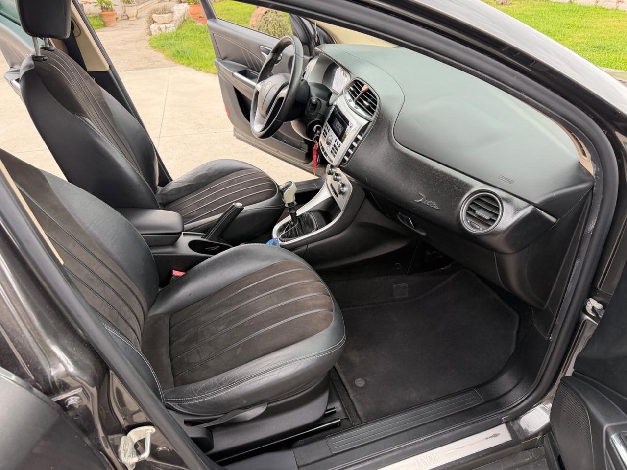 Lancia Delta 1.6 MJT 120 CV DIESEL