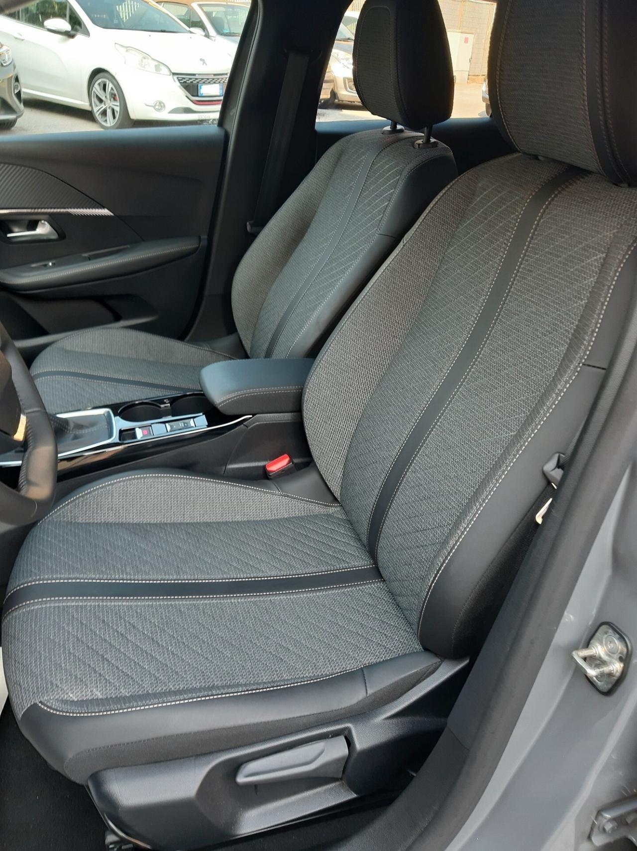 Peugeot 208 PureTech 100 Stop&Start 5 porte Allure