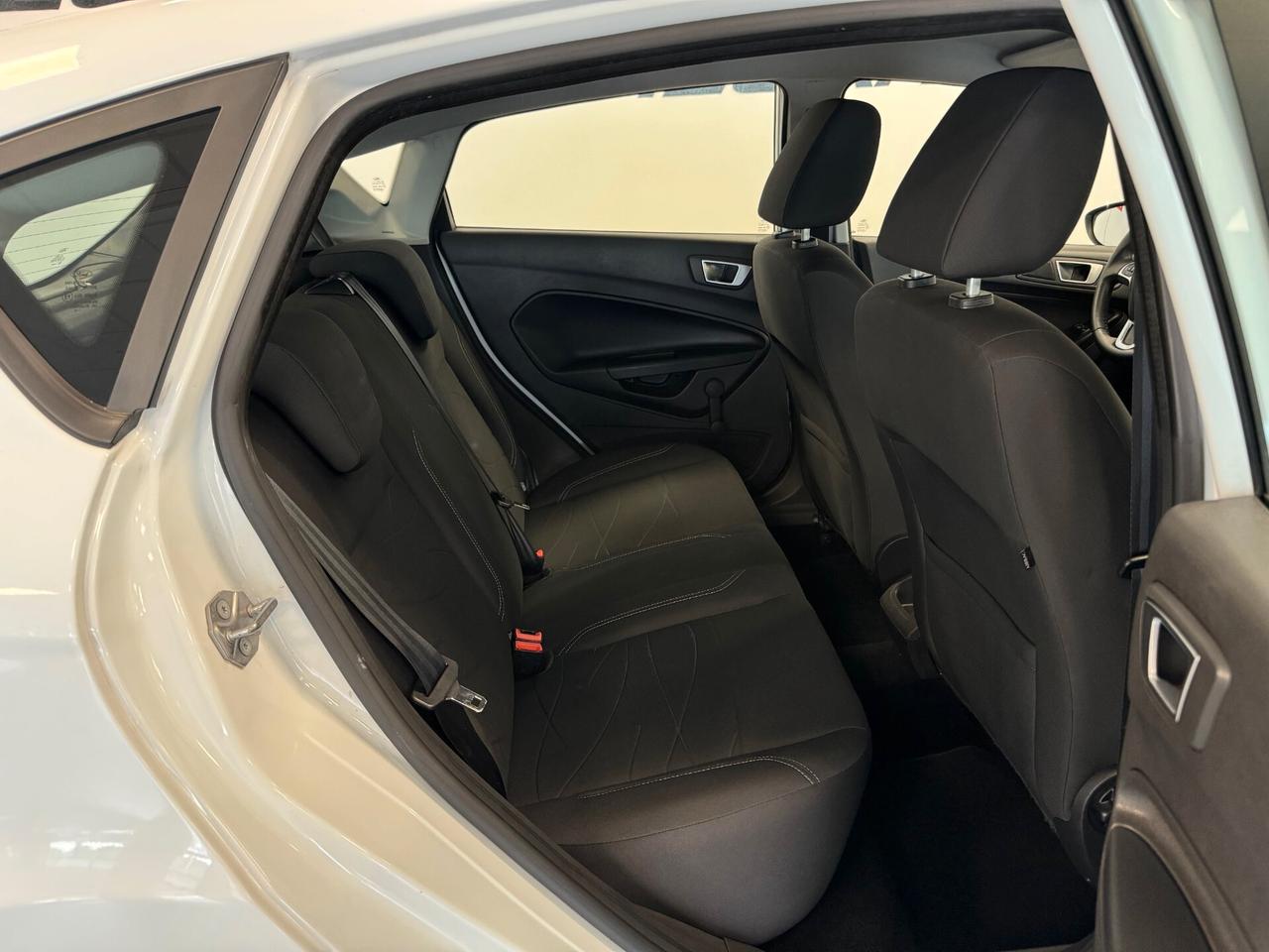 Ford Fiesta 1.2 60CV 5 porte NEOPATENTATI 70.000 KM