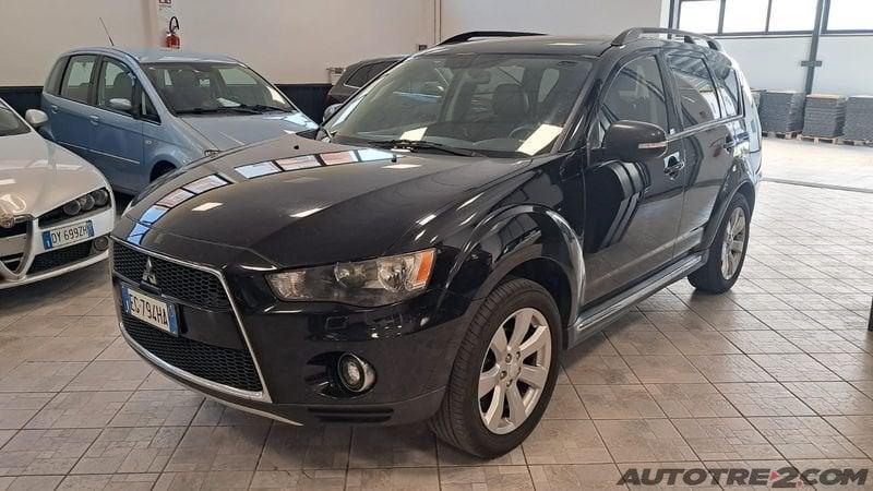 Mitsubishi Outlander Outlander 2.2 DI-D Intense DPF