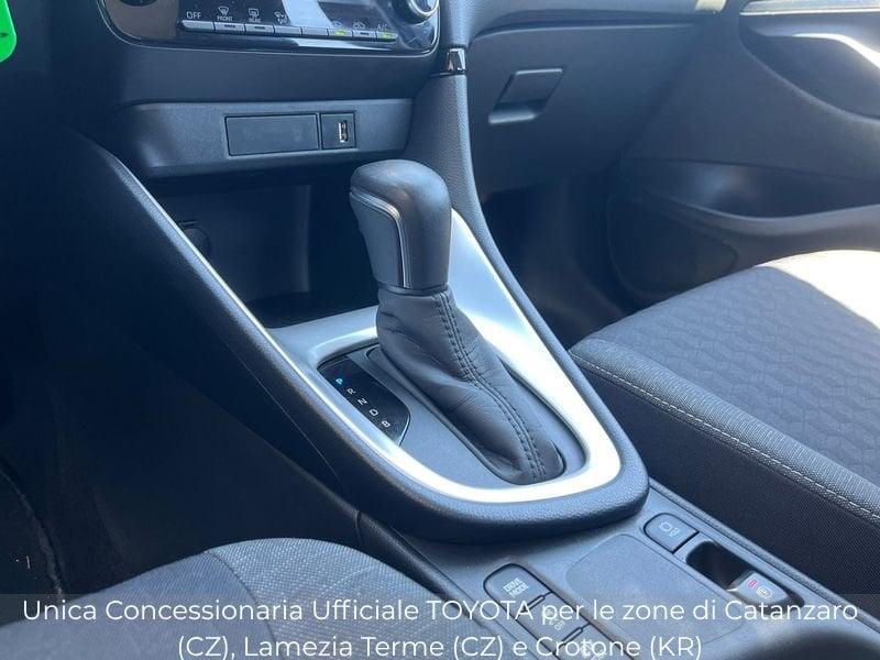 Toyota Yaris Hybrid Trend MY21