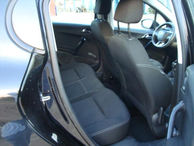 Peugeot 208 BlueHDi 5 porte