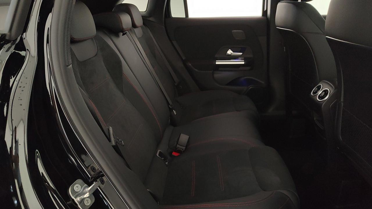 Mercedes-Benz GLA 200 d Automatic 4MATIC