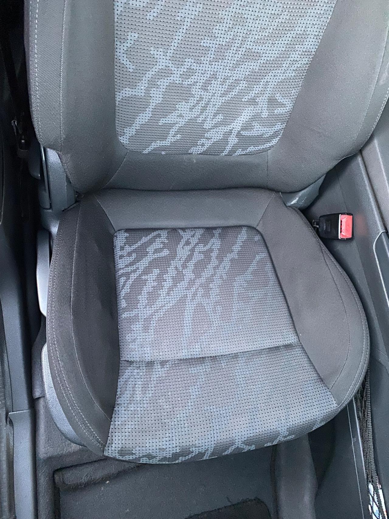 Peugeot 3008 1.6 e-HDi 112cv AUTOMATICA “Allure”